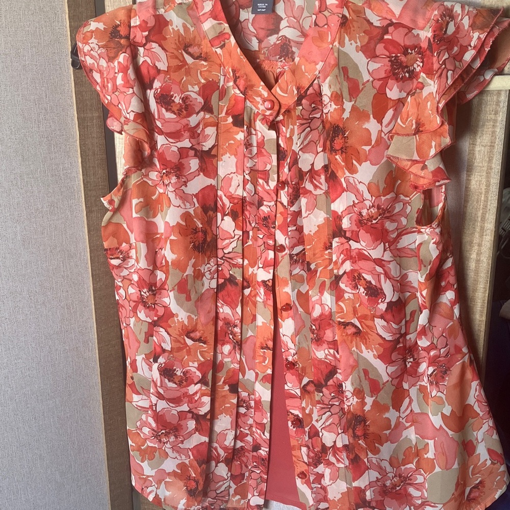 FINAL MARKDOWN Covington Floral Women's Top and cami Orange and Pink med petite